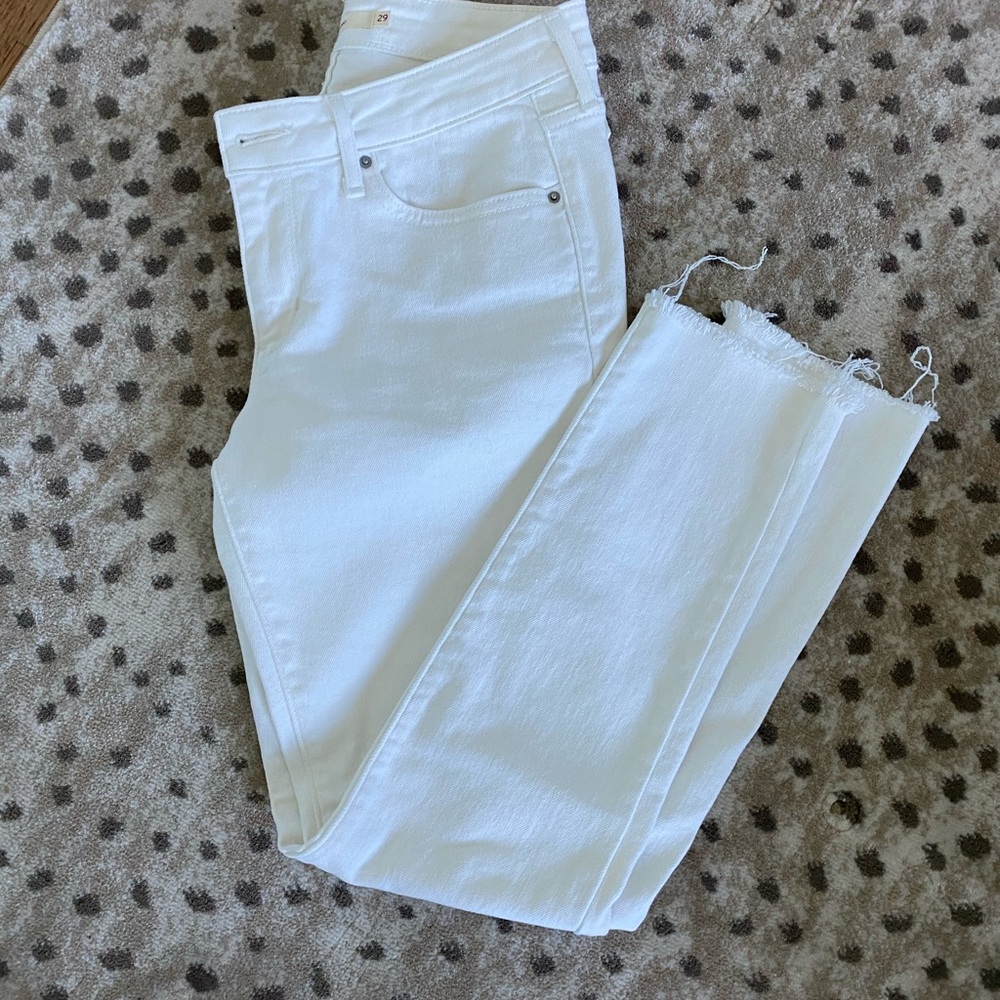 Levi’s white skinny 711 jeans